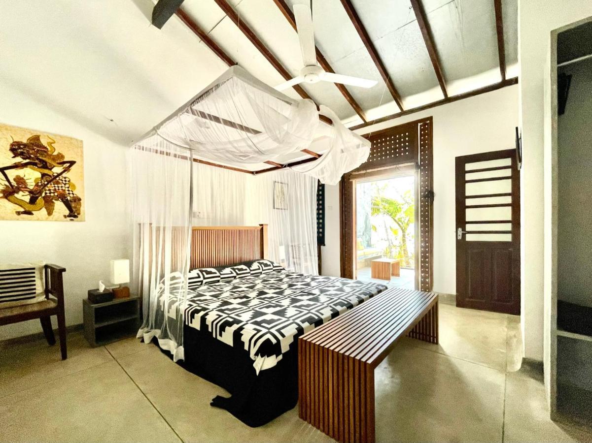 Isana Beach House Tangalle Bagian luar foto