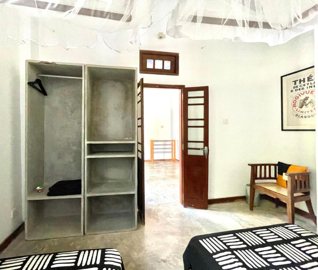 Isana Beach House Tangalle Bagian luar foto