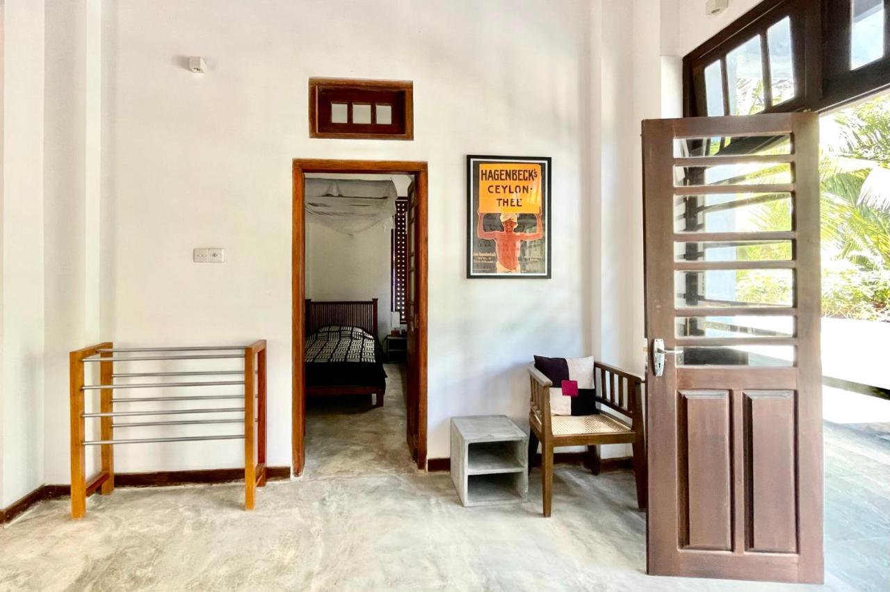 Isana Beach House Tangalle Bagian luar foto