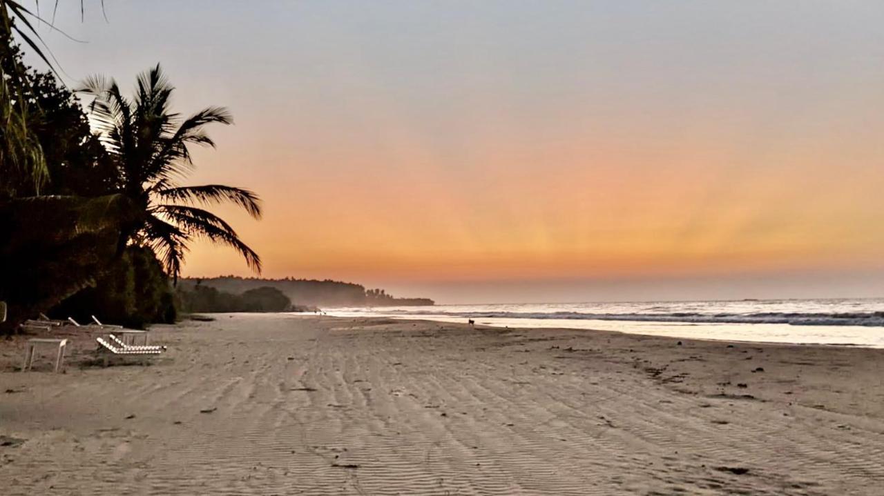 Isana Beach House Tangalle Bagian luar foto